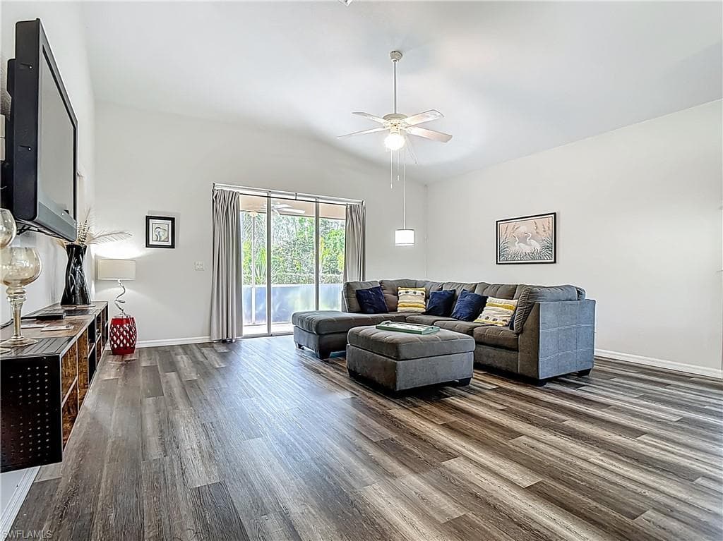 20698 Marathona CT photo 11 of 45