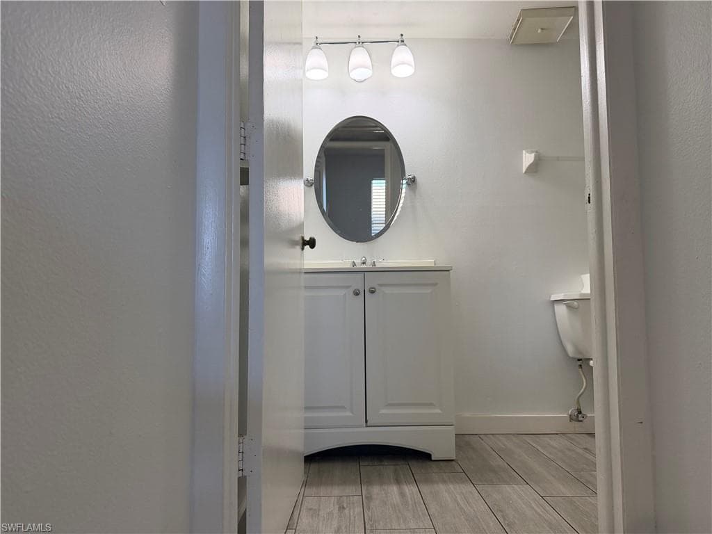 5329 Summerlin RD 2911 photo 9 of 19