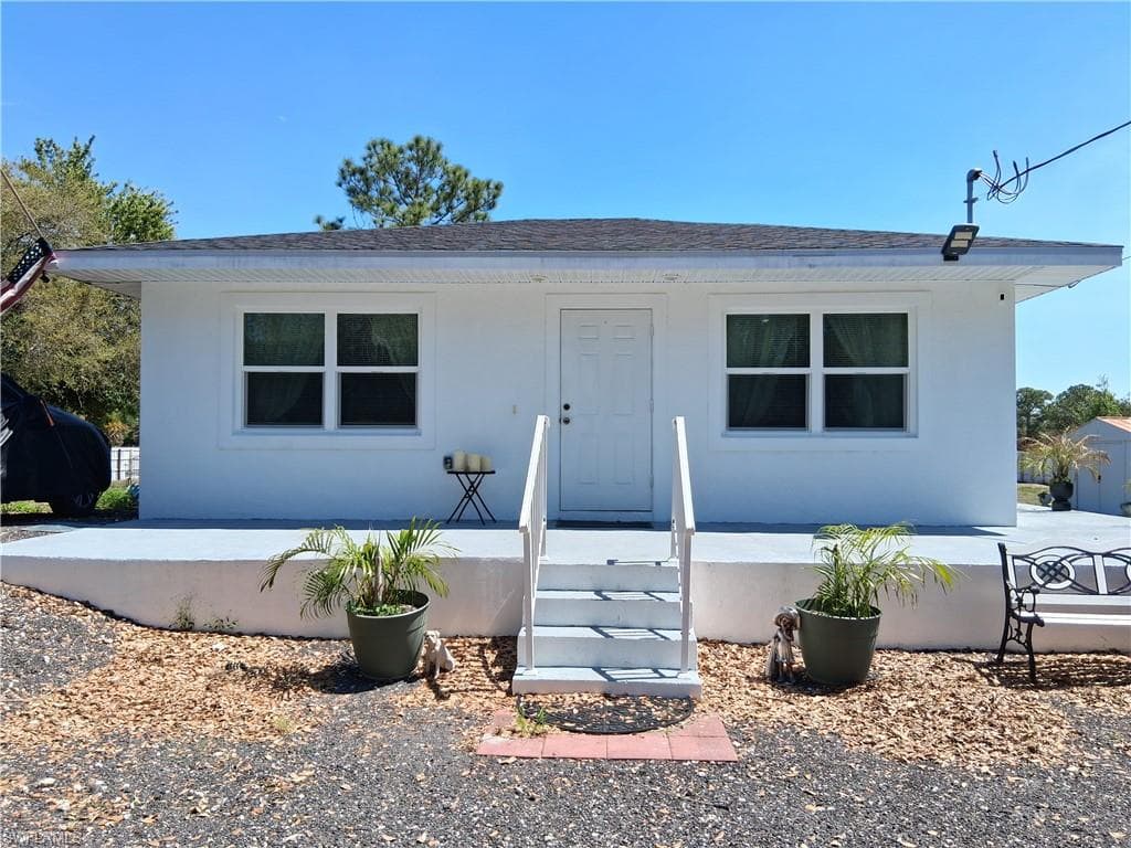 475 N Lindero ST photo 1 of 50
