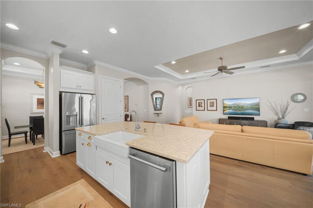 8735 Cavano ST E photo 13 of 46