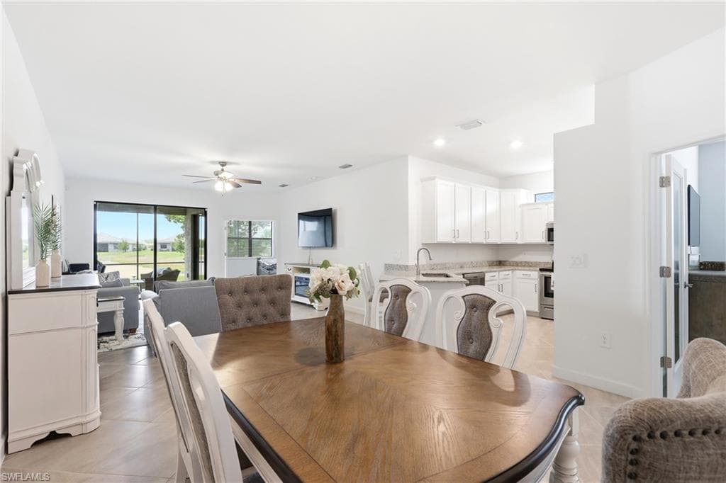 14040 Pine Lodge LN photo 10 of 43