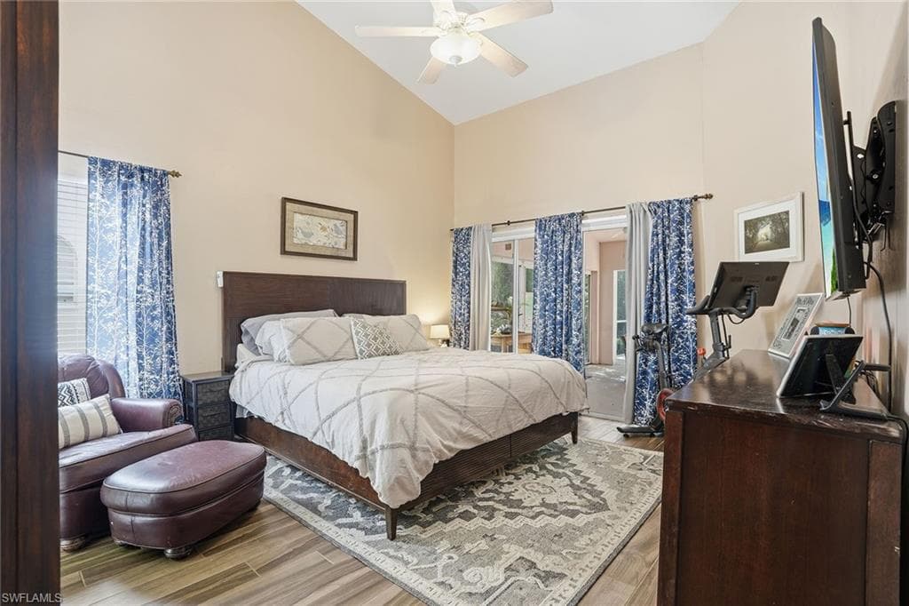 8128 Breton CIR photo 17 of 48