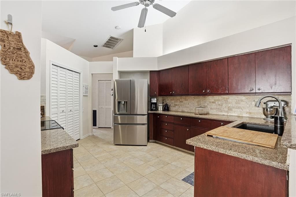 8128 Breton CIR photo 12 of 48