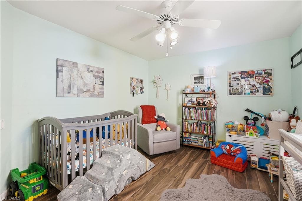 8128 Breton CIR photo 25 of 48