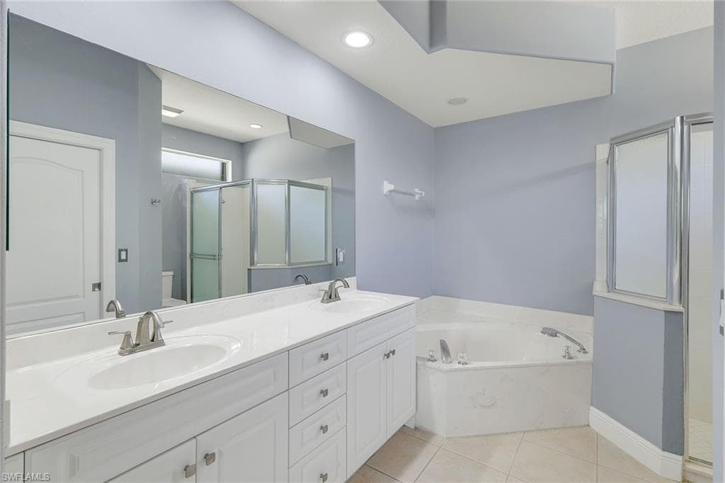 8616 Ibis Cove CIR photo 17 of 43