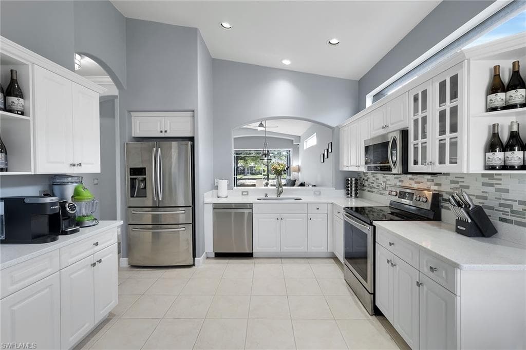 8616 Ibis Cove CIR photo 10 of 43