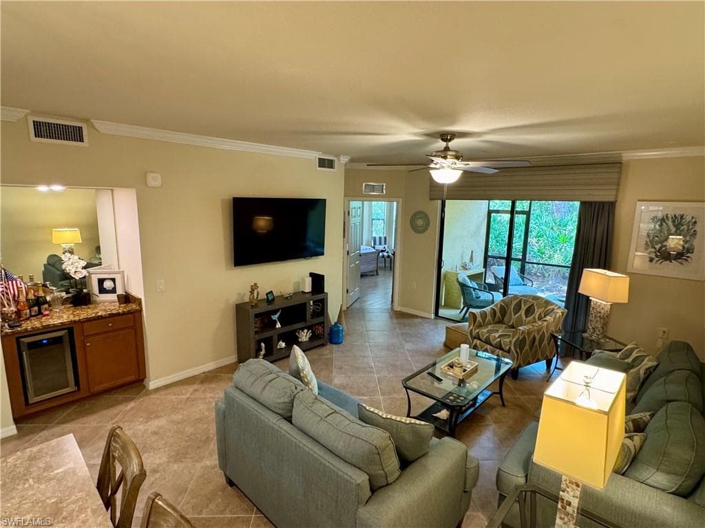 13761 Julias WAY 311 photo 10 of 32