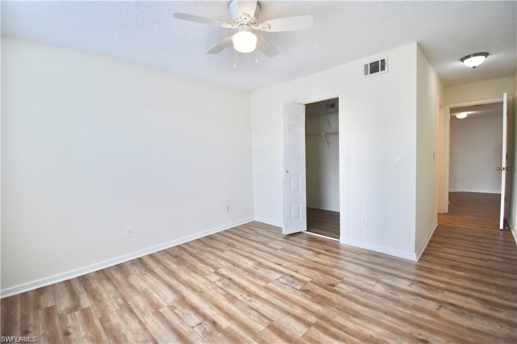 13605 Eagle Ridge DR 1721 photo 3 of 32