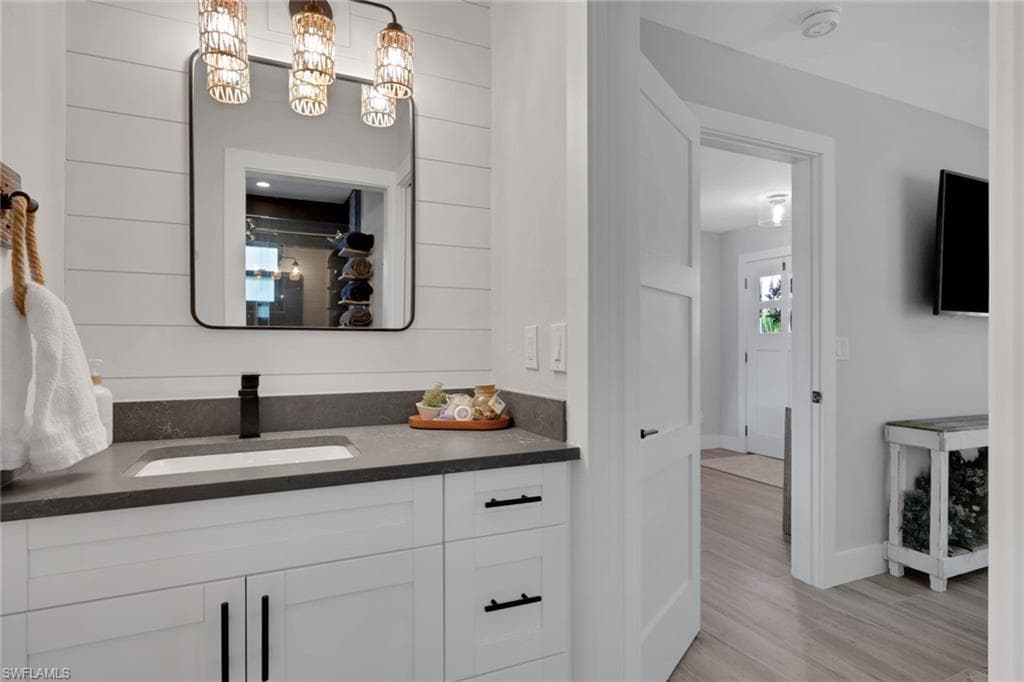 27129 Holly LN photo 23 of 48
