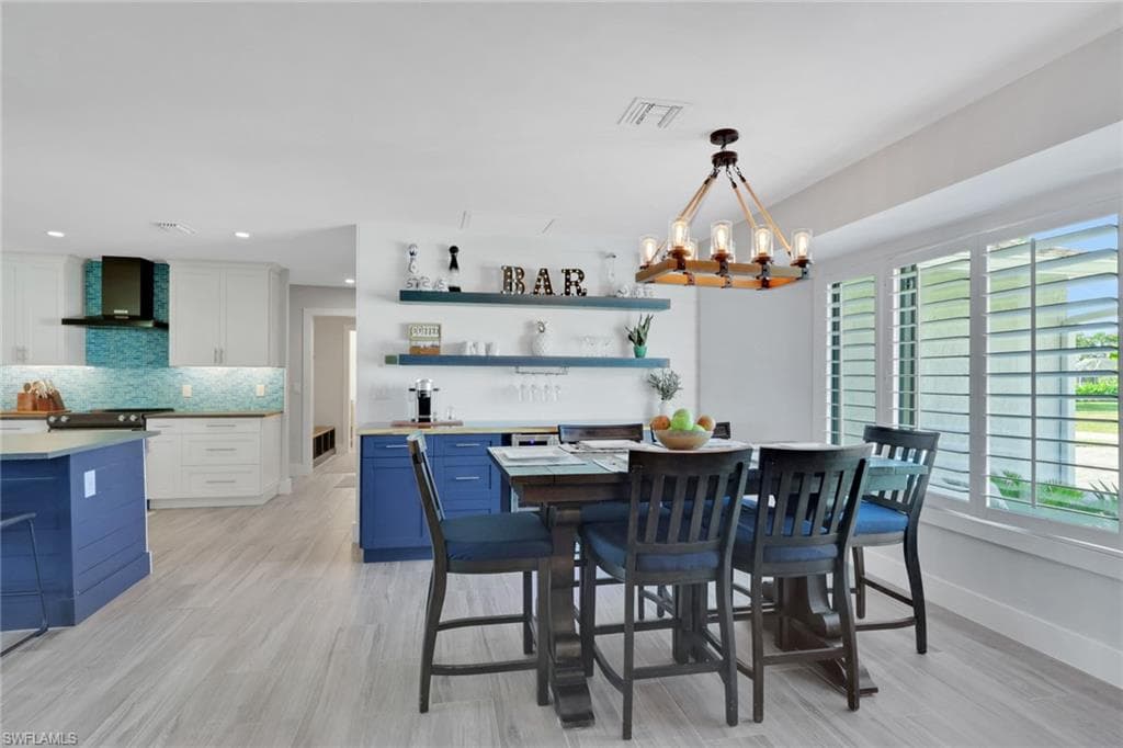 27129 Holly LN photo 11 of 48