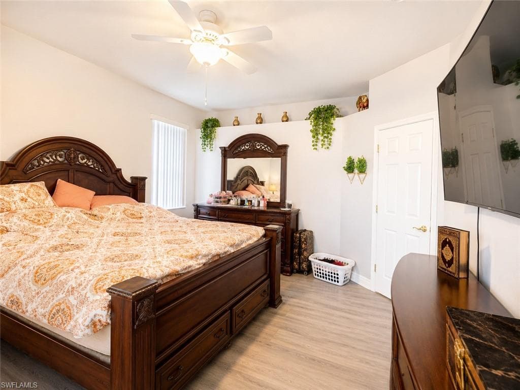 7928 Summer Lake CT photo 5 of 11