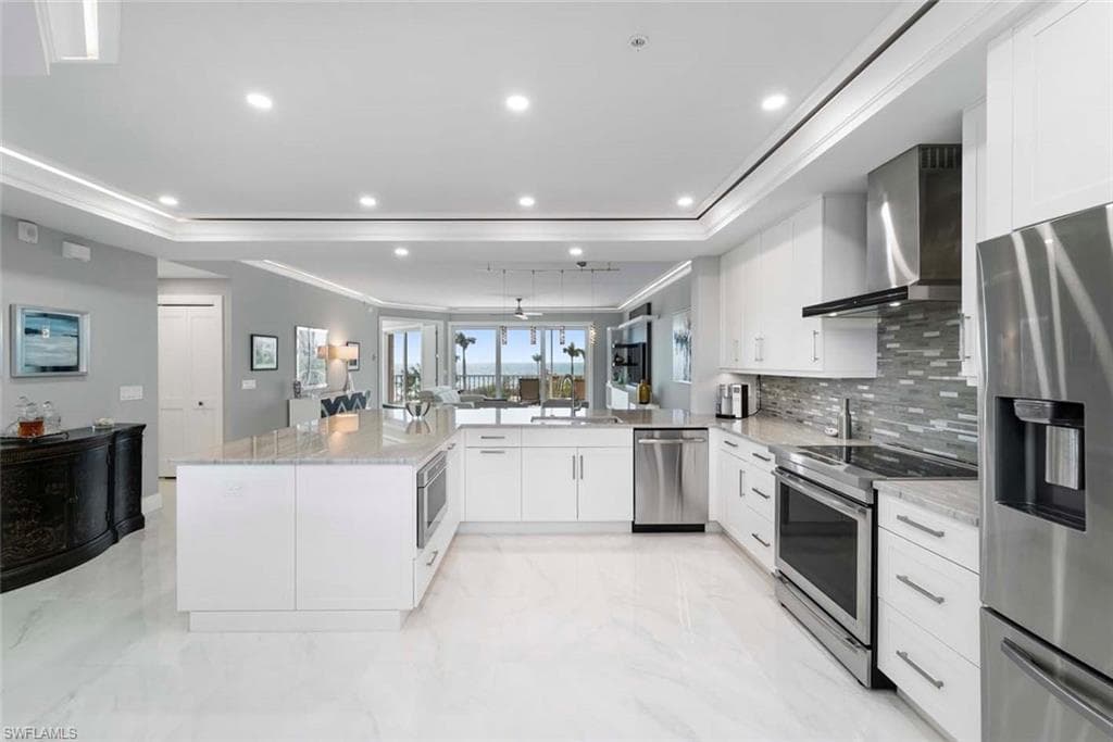 260 Barefoot Beach BLVD 303 photo 7 of 30