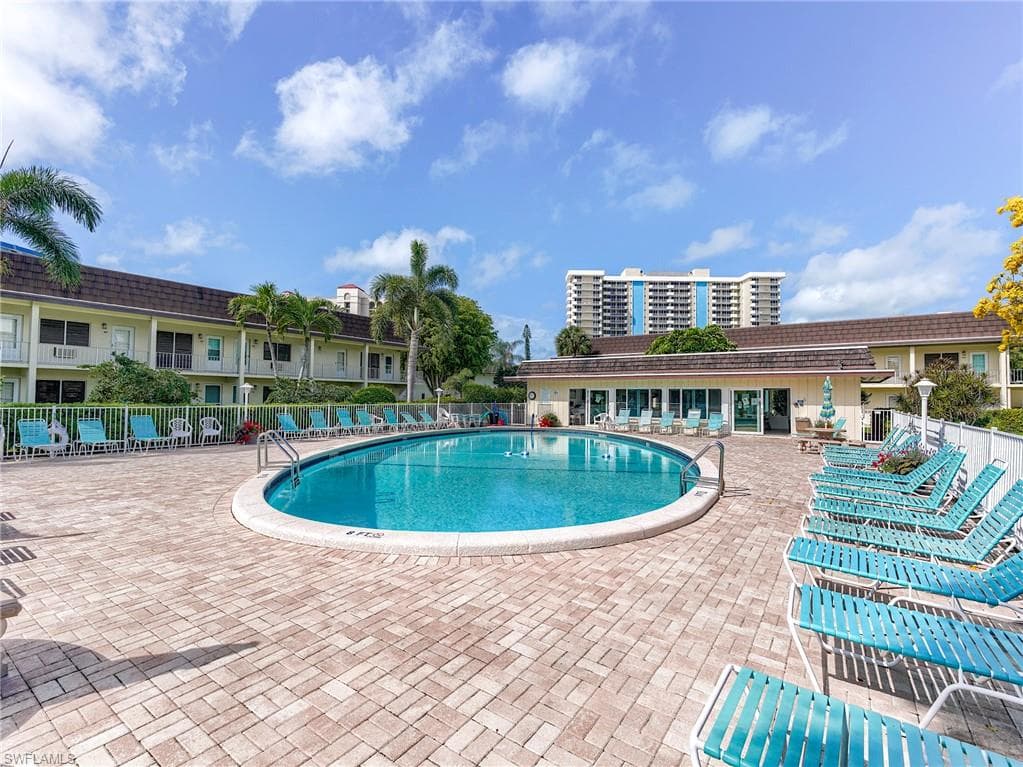 Community pool