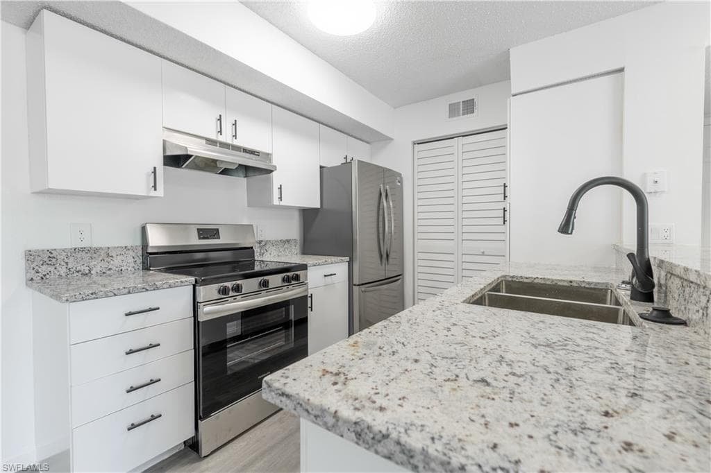 2094 Arbour Walk CIR 3018 photo 9 of 23