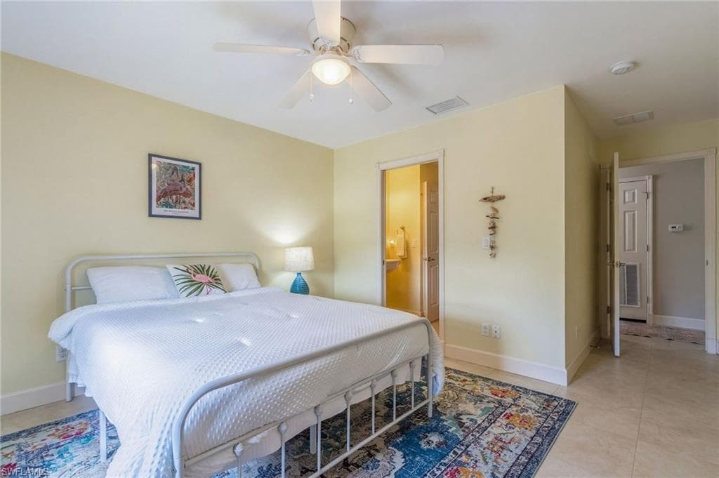 7655 Myrsine CIR photo 23 of 32