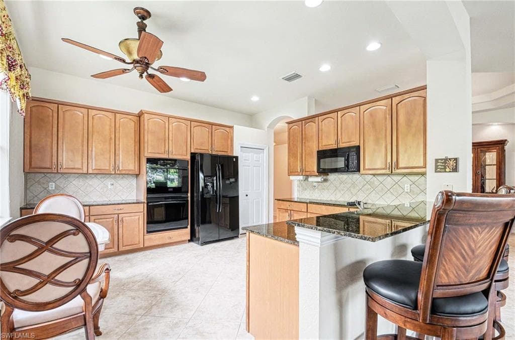 14809 Canton CT photo 15 of 49