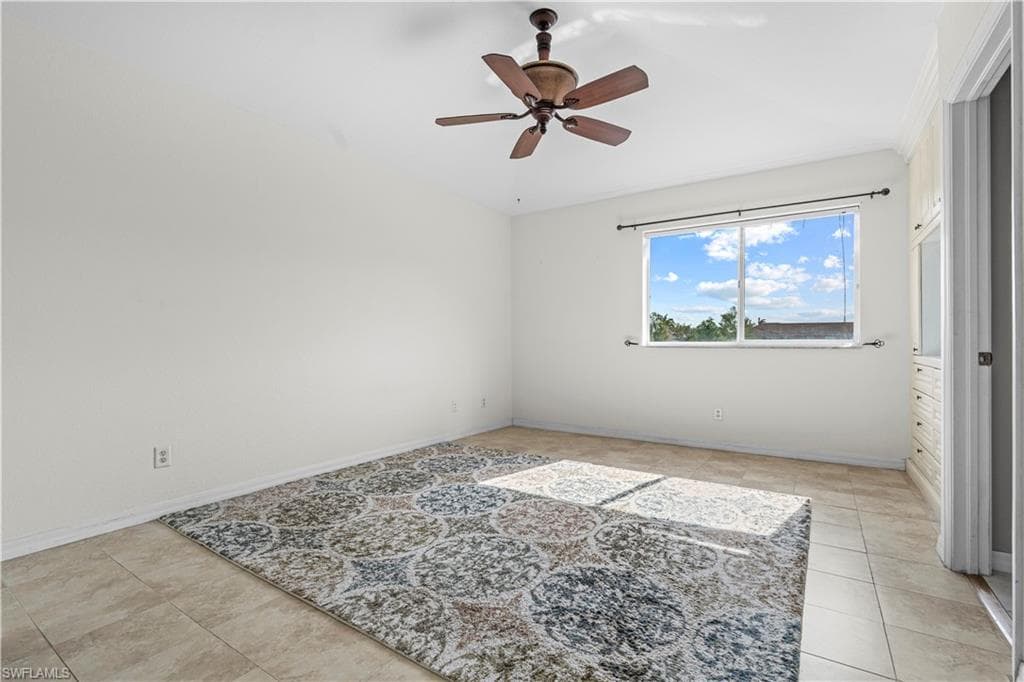 9808 Roundstone CIR photo 6 of 24
