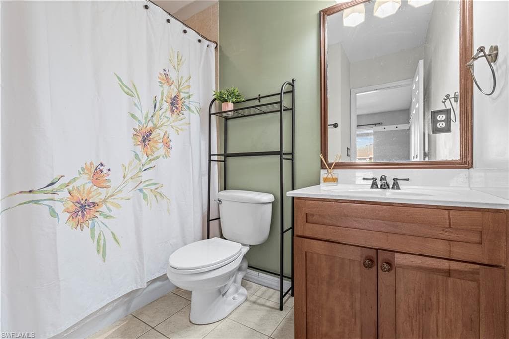 9808 Roundstone CIR photo 10 of 24