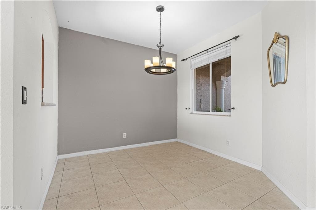 9808 Roundstone CIR photo 15 of 24