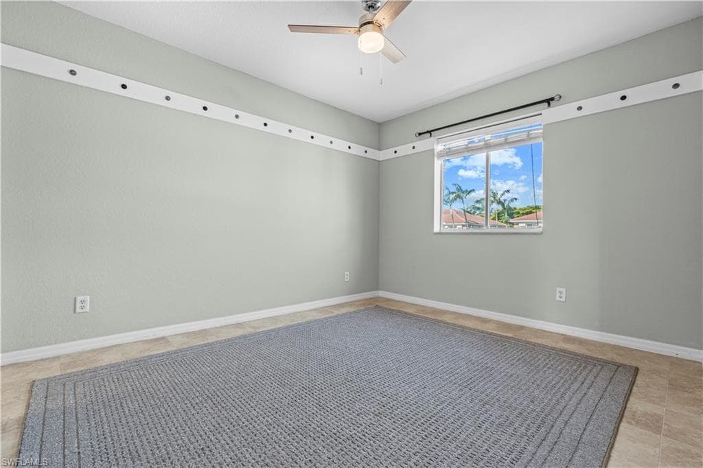 9808 Roundstone CIR photo 11 of 24