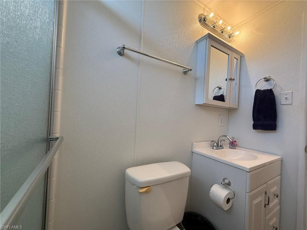 120 Lantern PL photo 37 of 47