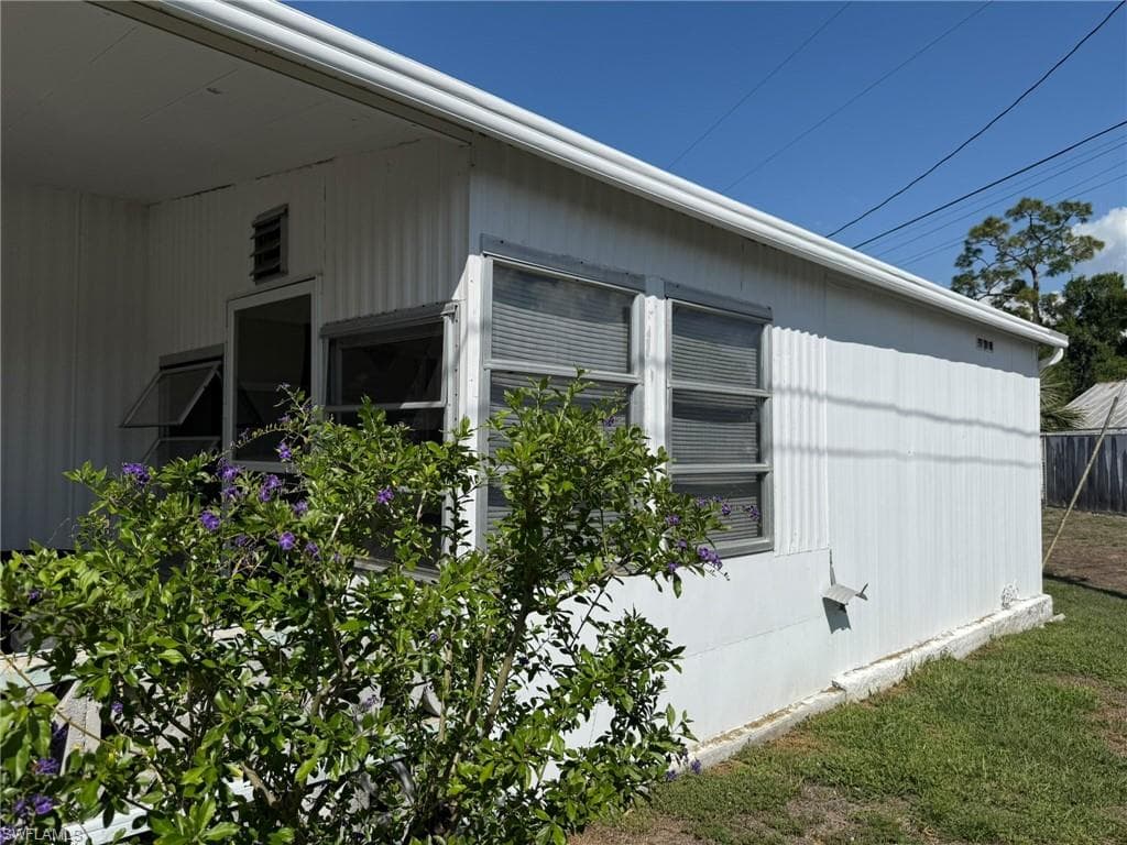 120 Lantern PL photo 8 of 47