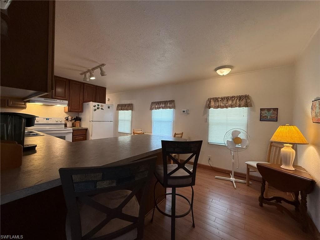 120 Lantern PL photo 25 of 47