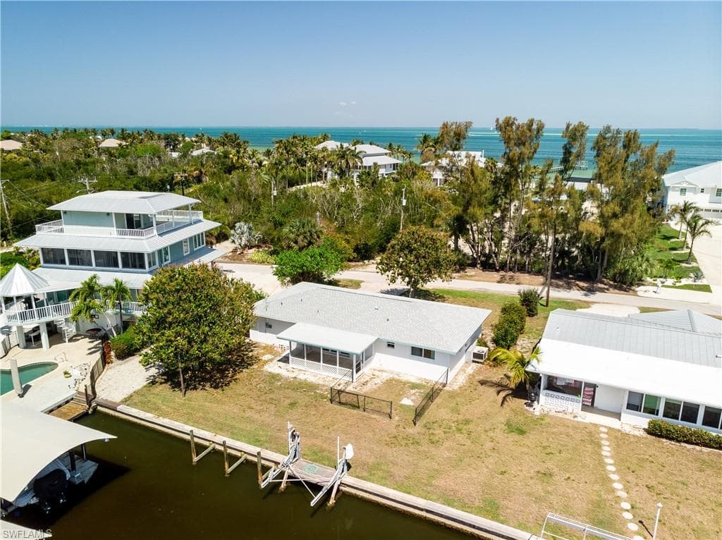 7815 Bocilla LN photo 32 of 39
