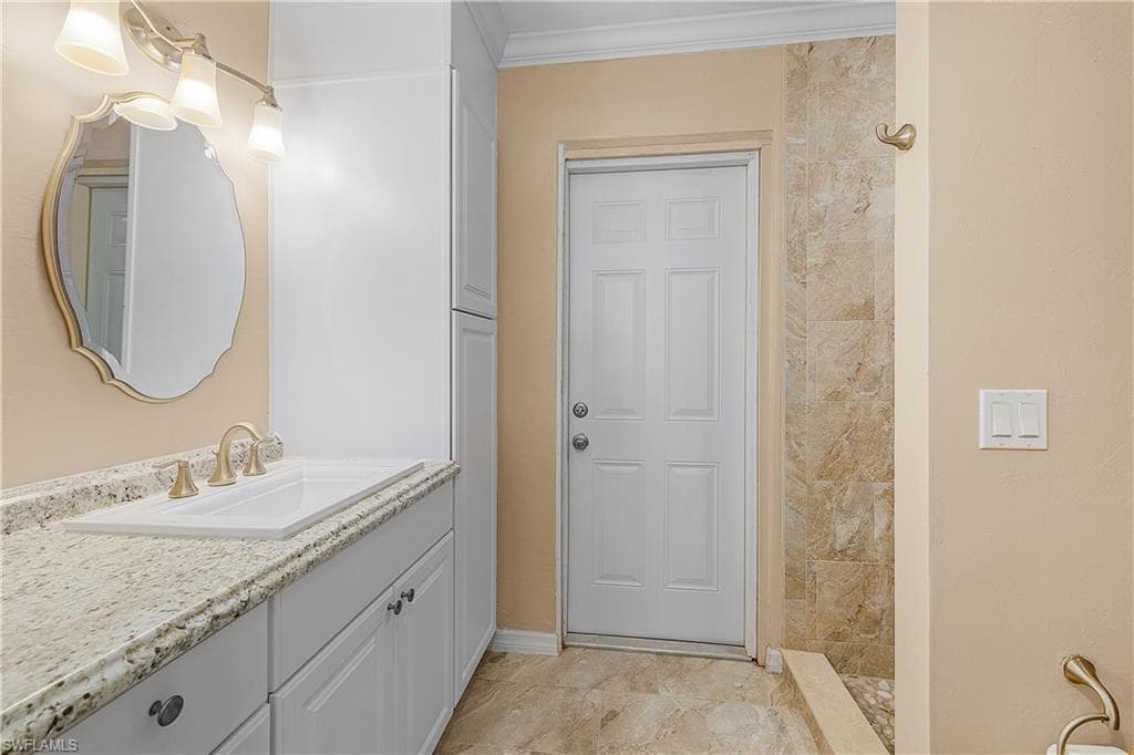 7815 Bocilla LN photo 20 of 39