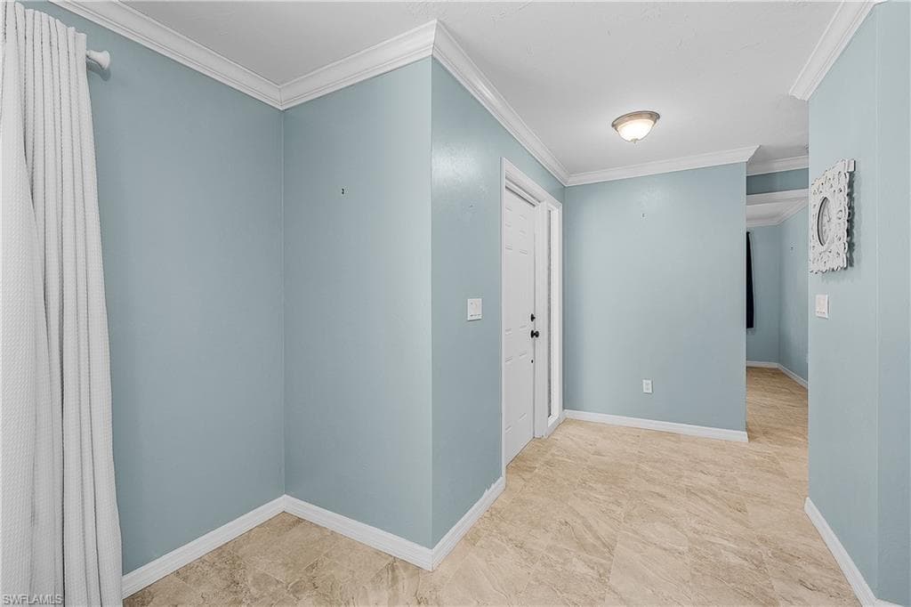 7815 Bocilla LN photo 21 of 39