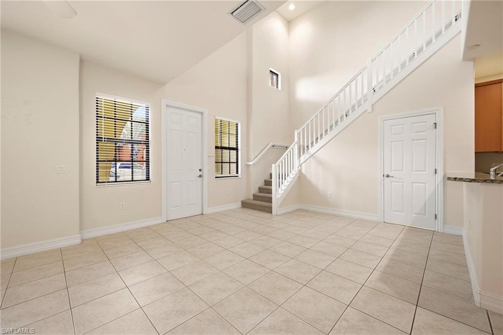 9098 Capistrano ST S 7103 photo 4 of 38