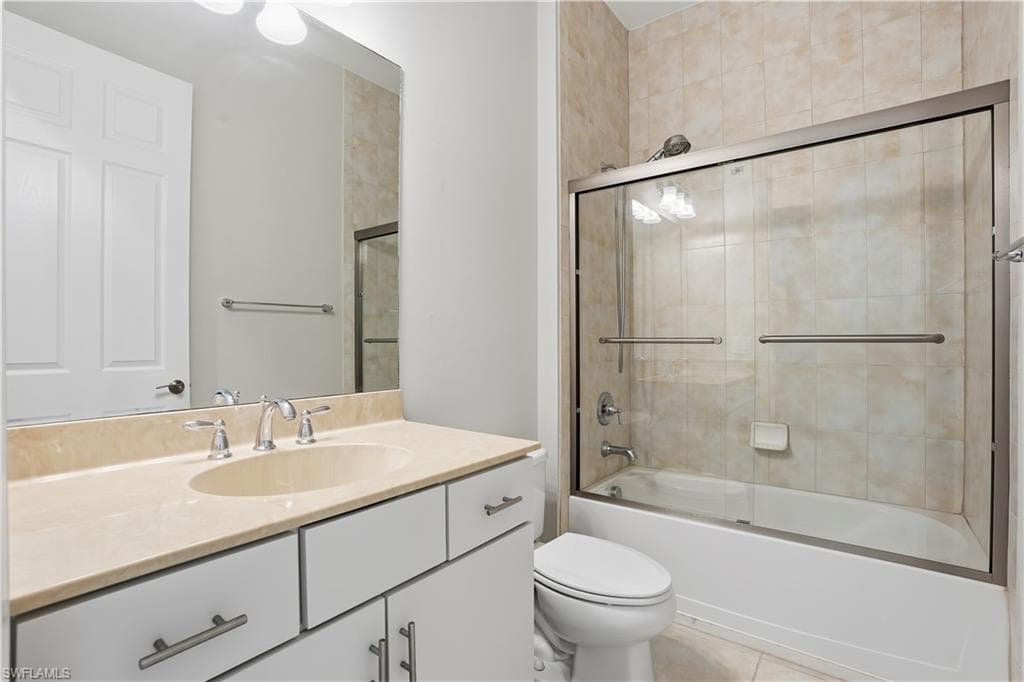 9328 Fieldstone LN photo 22 of 40