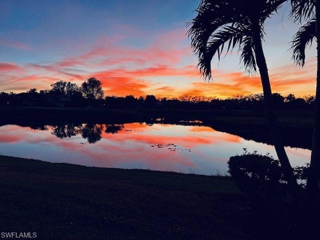 View from Lanai of thje lake at dusk