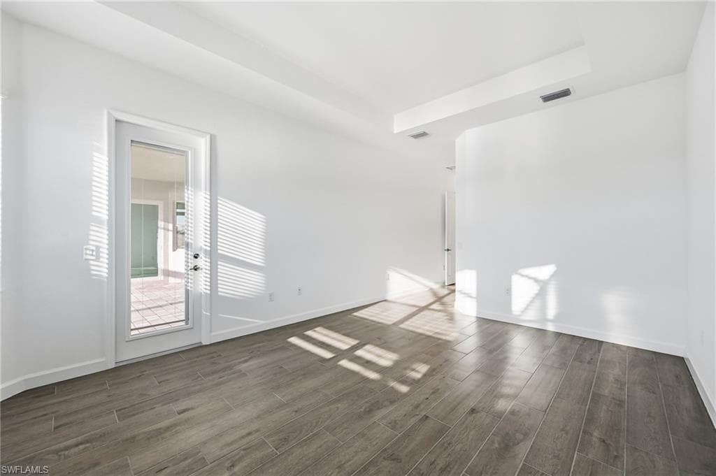 15557 Winchester Birdie WAY photo 13 of 29