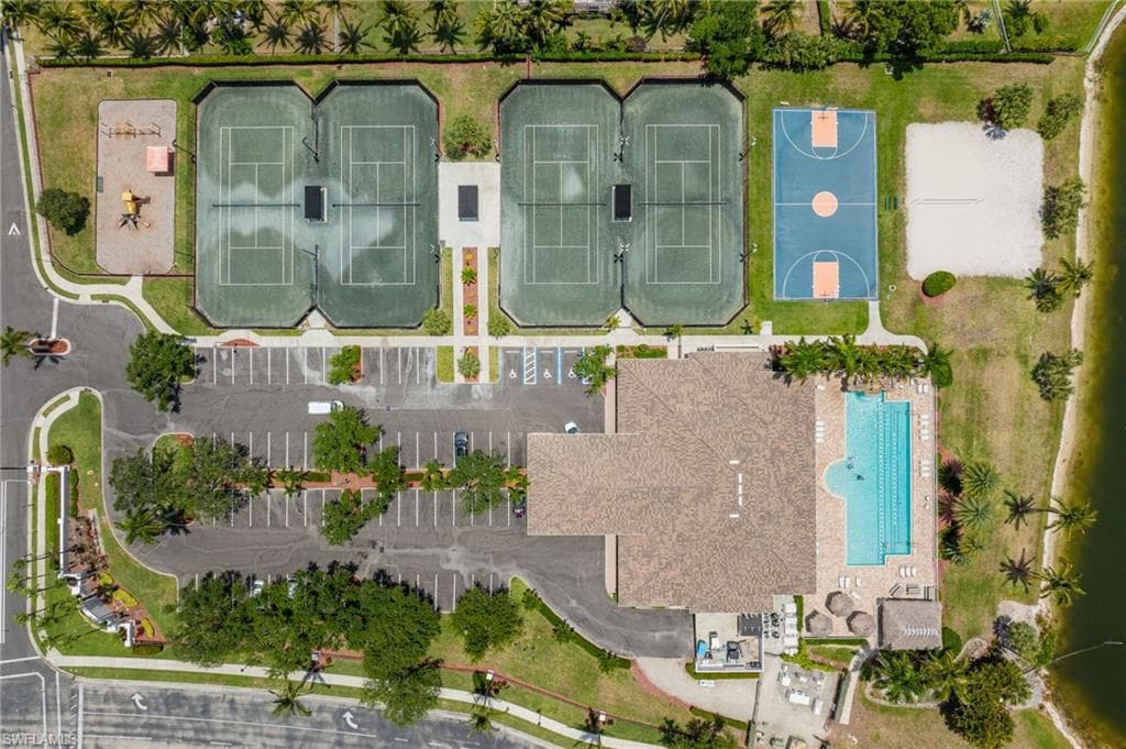 7900 Lake Sawgrass LOOP 4612 photo 34 of 42