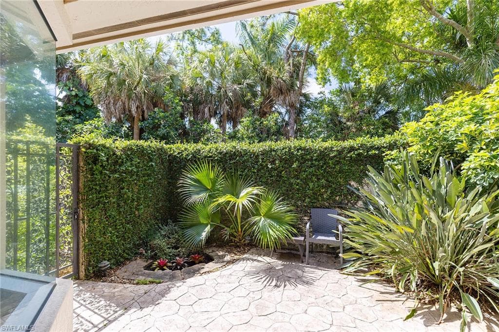 6656 Trail BLVD photo 28 of 38