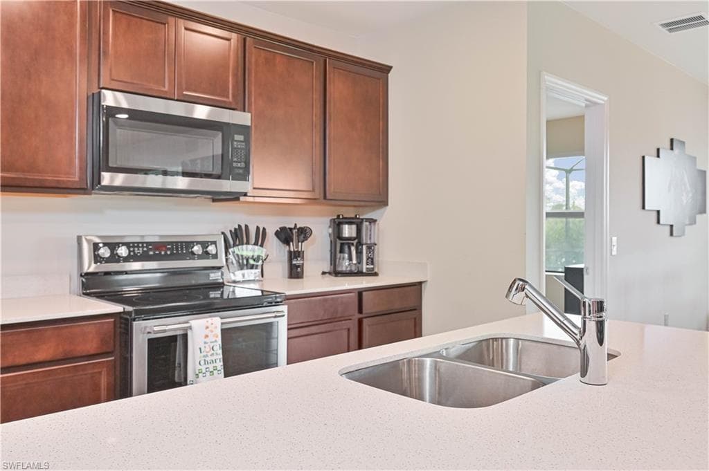 10792 Firebush CIR photo 12 of 35