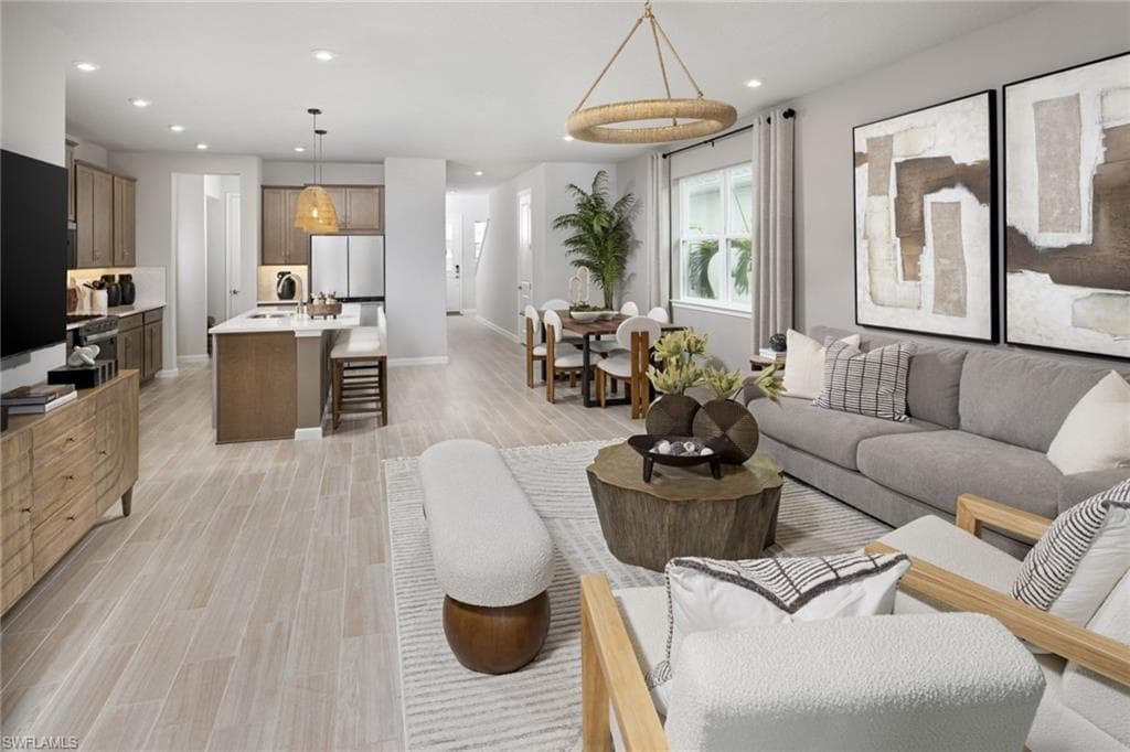 1541 Panoramic Vista AVE photo 13 of 25