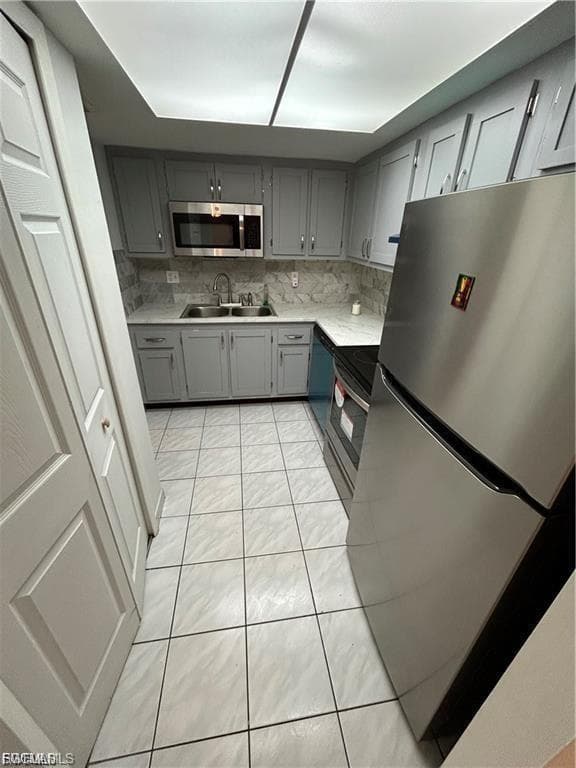 3704 Broadway 107 photo 2 of 19