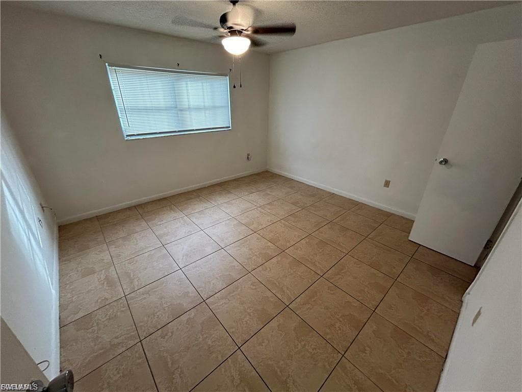 3704 Broadway 107 photo 12 of 19