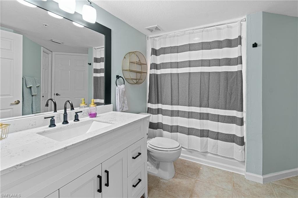4121 Residence DR 303 photo 12 of 42
