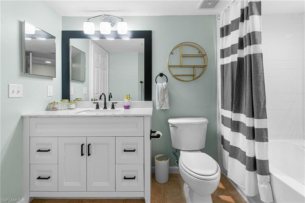 4121 Residence DR 303 photo 11 of 42
