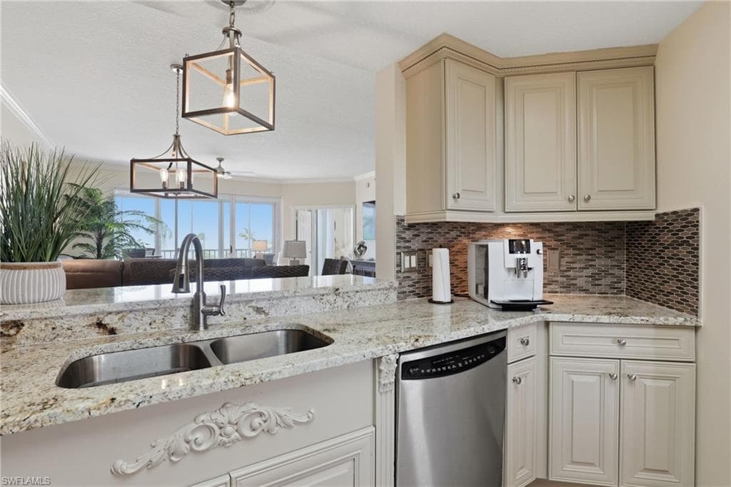 260 Barefoot Beach BLVD 304 photo 4 of 22
