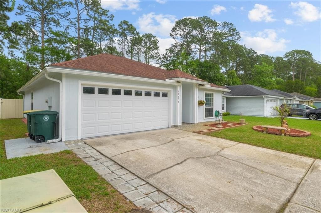 11179 Bentley Trace LN E photo 3 of 37