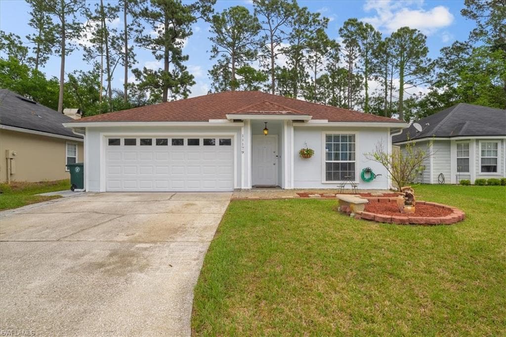 11179 Bentley Trace LN E photo 1 of 37