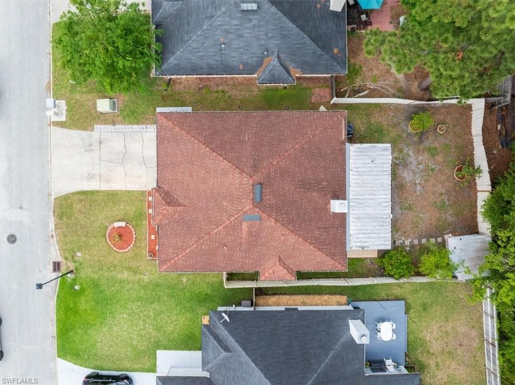 11179 Bentley Trace LN E photo 30 of 37