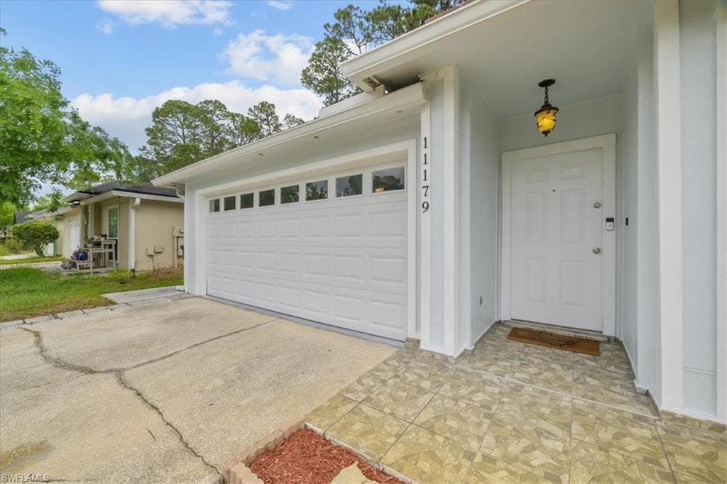 11179 Bentley Trace LN E photo 4 of 37