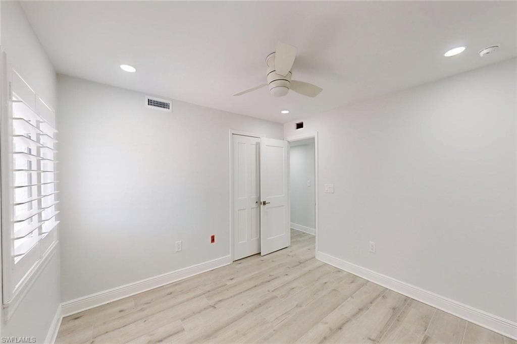 6660 Estero BLVD 105 photo 23 of 42
