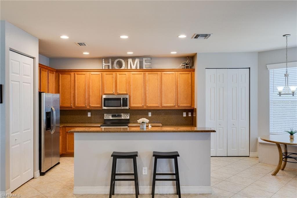 10519 Winged Elm LN photo 7 of 34