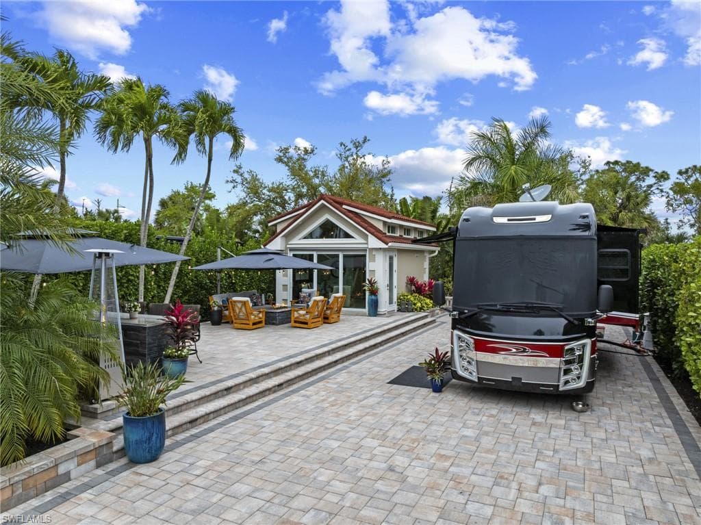 4706 Southern Breeze DR photo 1 of 34